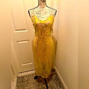 BEBE EMBELLISHED STRAPLESS DRESS Color: Yellow/Nude Size: M BNWT